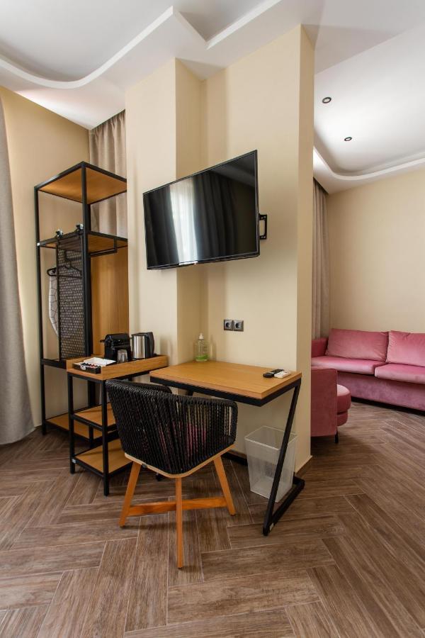 Leone Suites Thessalonique Extérieur photo